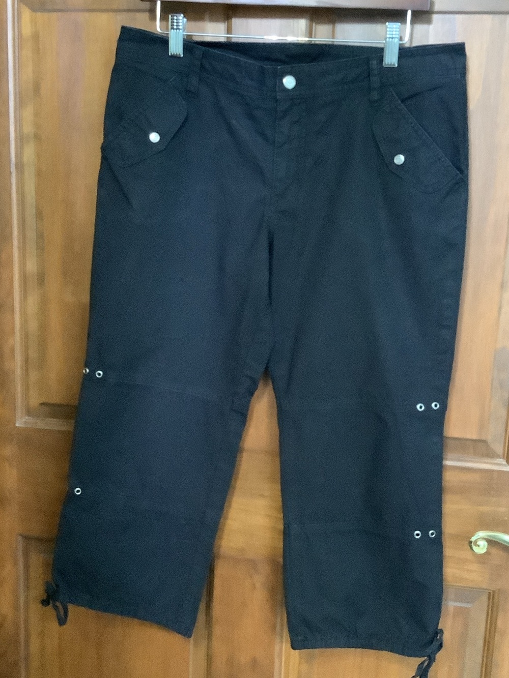Harley Davidson Black Cargo Capri Pants